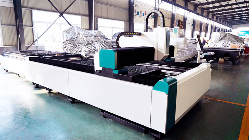 What are the precautions for laser cutting machine processing various metal materials?
