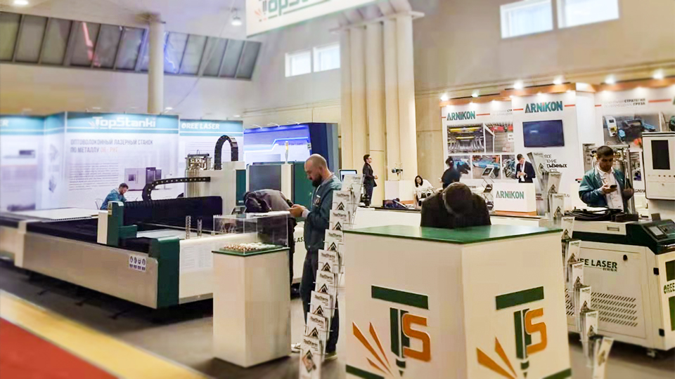 Oree Laser participated in the Russian 22nd International Specialized Exhibition for Equipment, Instruments and Tools for the Metalworking Industry exhibition with intelligent laser equipment(图1)