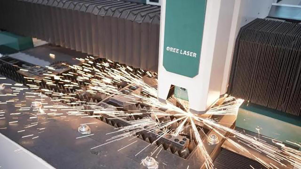 OreeLaser | What advantages can laser cutting machines play in the field of automobile manufacturing?(图3)